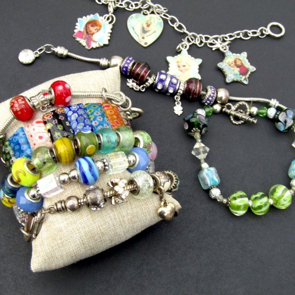 Charm Bracelet Lot of 8 Glass Beads Pandora Brighton - Picture 1 of 7